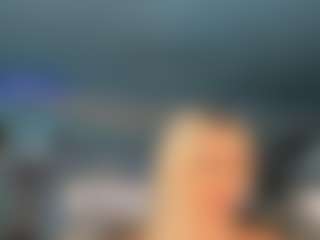 adrianna777's Live Sex Cam Show