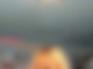 adrianna777's Live Sex Cam Show