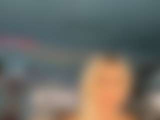 adrianna777's Live Sex Cam Show