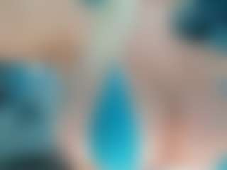 adrianna777's Live Sex Cam Show