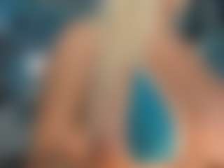 adrianna777's Live Sex Cam Show