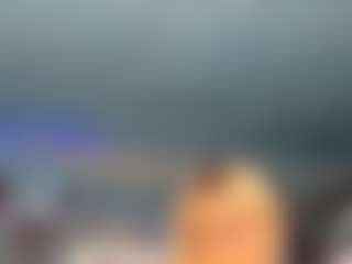 adrianna777's Live Sex Cam Show