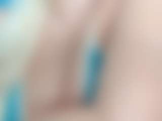 adrianna777's Live Sex Cam Show
