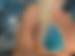 adrianna777's Live Sex Cam Show