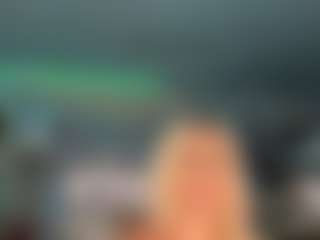 adrianna777's Live Sex Cam Show