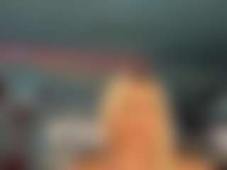 adrianna777's Live Sex Cam Show