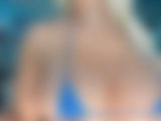adrianna777's Live Sex Cam Show