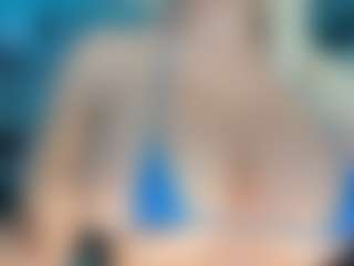 adrianna777's Live Sex Cam Show