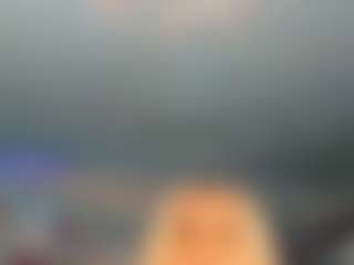adrianna777's Live Sex Cam Show