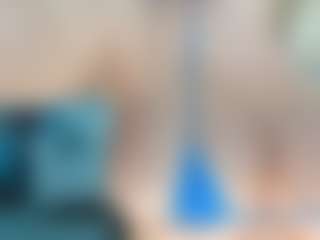adrianna777's Live Sex Cam Show
