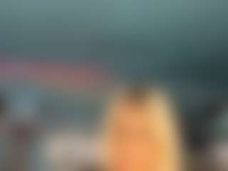 adrianna777's Live Sex Cam Show