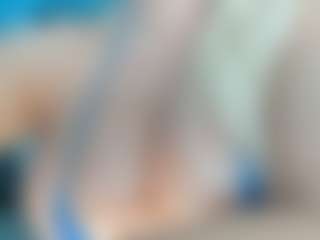 adrianna777's Live Sex Cam Show