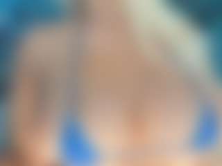 adrianna777's Live Sex Cam Show