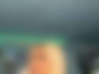 adrianna777's Live Sex Cam Show