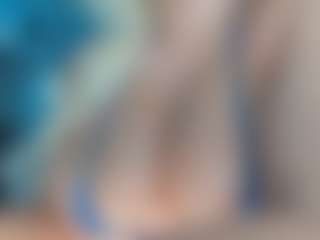 adrianna777's Live Sex Cam Show