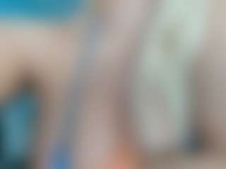 adrianna777's Live Sex Cam Show
