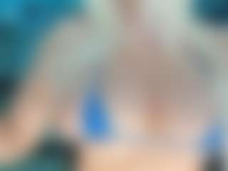 adrianna777's Live Sex Cam Show
