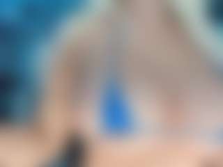 adrianna777's Live Sex Cam Show