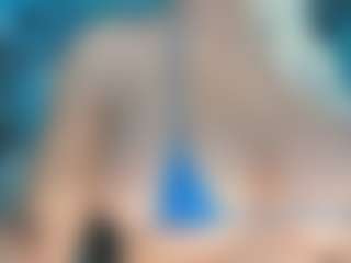 adrianna777's Live Sex Cam Show