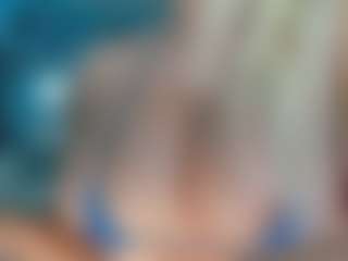 adrianna777's Live Sex Cam Show