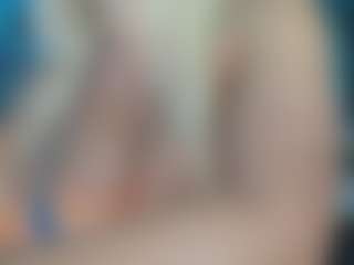 adrianna777's Live Sex Cam Show