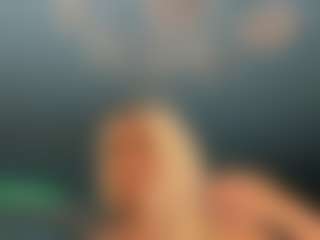 adrianna777's Live Sex Cam Show