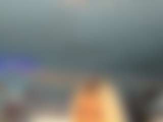 adrianna777's Live Sex Cam Show
