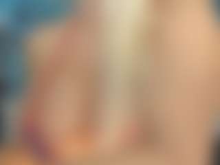 adrianna777's Live Sex Cam Show