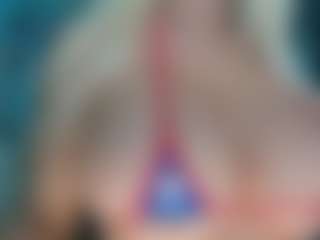 adrianna777's Live Sex Cam Show