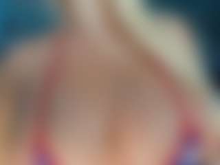 adrianna777's Live Sex Cam Show