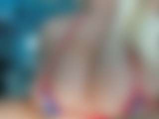 adrianna777's Live Sex Cam Show