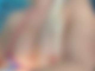 adrianna777's Live Sex Cam Show