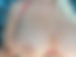 adrianna777's Live Sex Cam Show