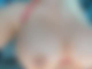 adrianna777's Live Sex Cam Show