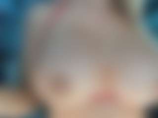 adrianna777's Live Sex Cam Show