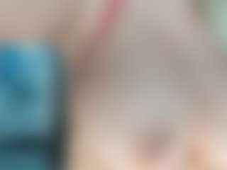 adrianna777's Live Sex Cam Show