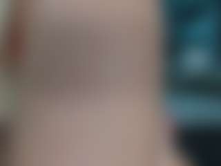 adrianna777's Live Sex Cam Show