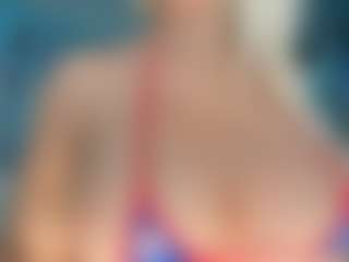 adrianna777's Live Sex Cam Show