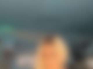 adrianna777's Live Sex Cam Show