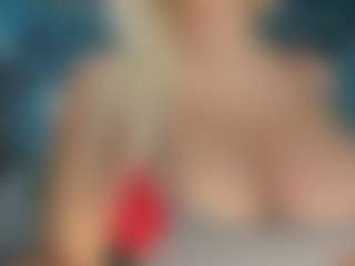 adrianna777's Live Sex Cam Show