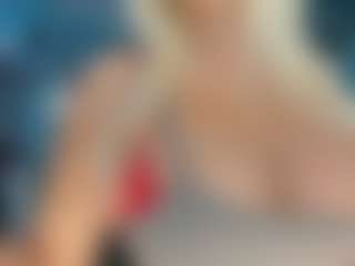 adrianna777's Live Sex Cam Show