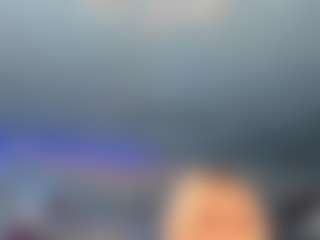 adrianna777's Live Sex Cam Show