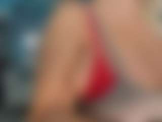 adrianna777's Live Sex Cam Show