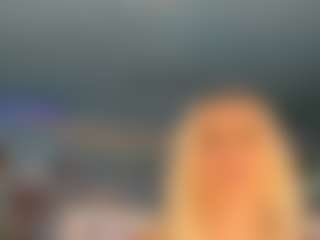 adrianna777's Live Sex Cam Show