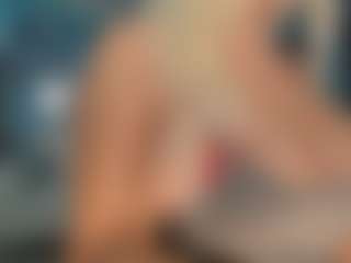 adrianna777's Live Sex Cam Show