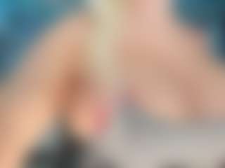 adrianna777's Live Sex Cam Show