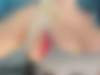 adrianna777's Live Sex Cam Show