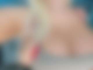 adrianna777's Live Sex Cam Show