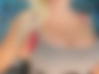 adrianna777's Live Sex Cam Show