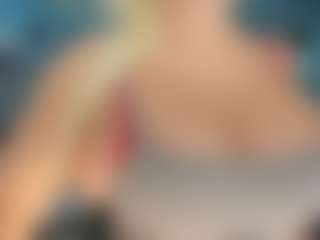 adrianna777's Live Sex Cam Show